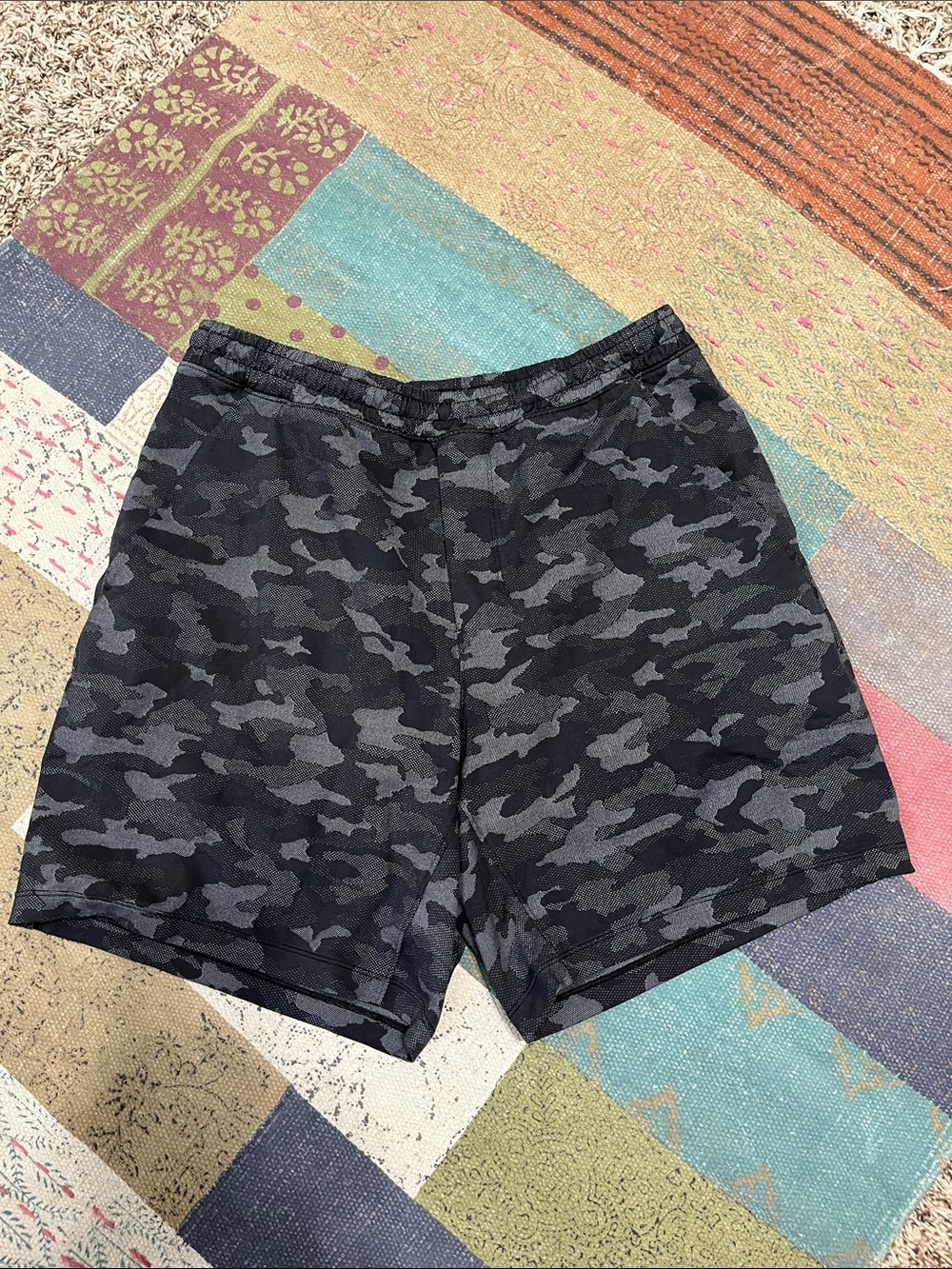 Lululemon Pace Breaker Camo Shorts Sz Large